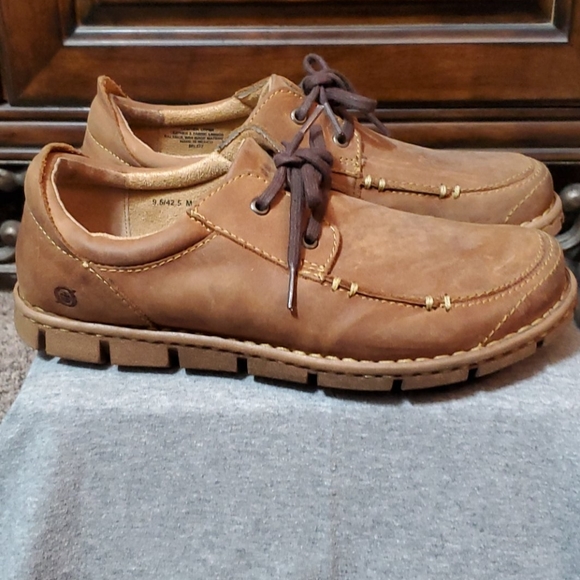 Born - Picture 2 of 4